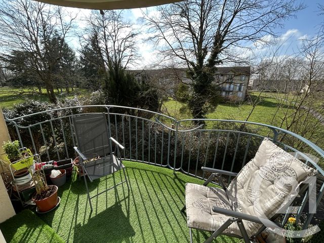 Appartement F2 à vendre - 2 pièces - 54.0 m2 - LISSES - 91 - ILE-DE-FRANCE - Century 21 J.M. Conseil
