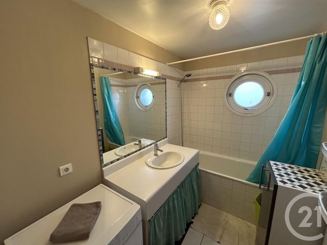 Appartement F2 à vendre - 2 pièces - 54.0 m2 - LISSES - 91 - ILE-DE-FRANCE - Century 21 J.M. Conseil