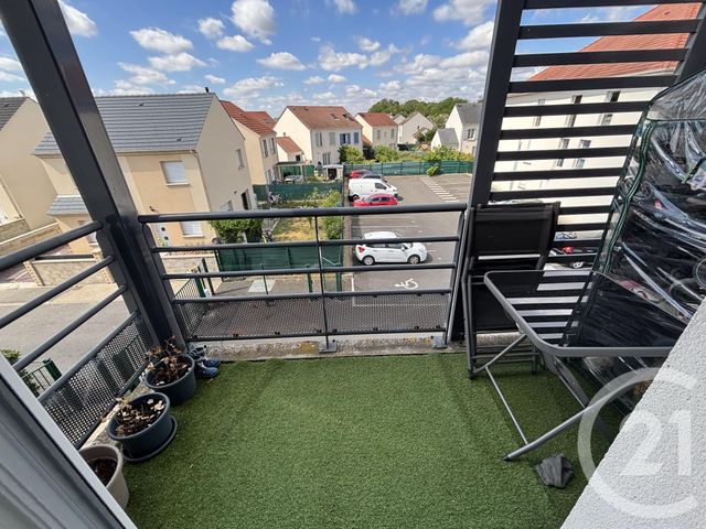 Afficher la photo en grand Appartement F3 à vendre - 3 pièces - 57.7 m2 - FONTENAY LE VICOMTE - 91 - ILE-DE-FRANCE - Century 21 J.M. Conseil
