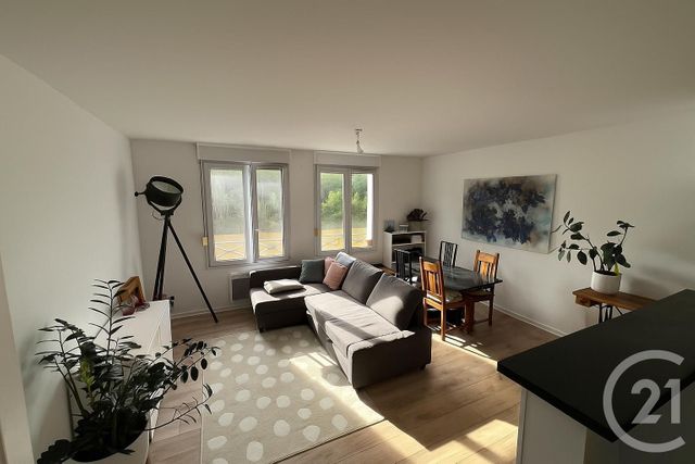 Appartement F2 à vendre - 2 pièces - 43.8 m2 - MENNECY - 91 - ILE-DE-FRANCE - Century 21 J.M. Conseil