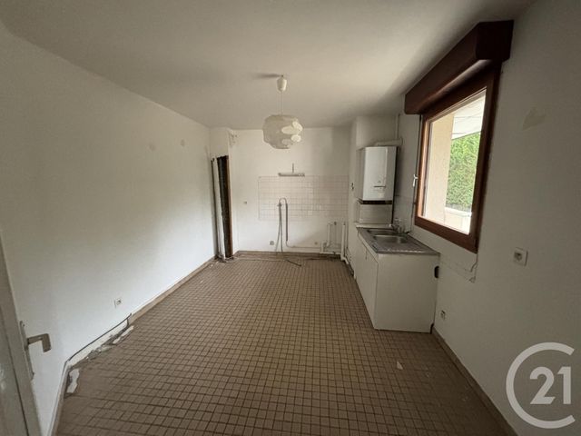 Appartement F4 à vendre - 4 pièces - 87.2 m2 - MENNECY - 91 - ILE-DE-FRANCE - Century 21 J.M. Conseil