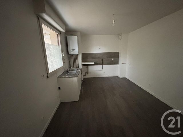 Appartement F4 à vendre - 4 pièces - 90.5 m2 - MENNECY - 91 - ILE-DE-FRANCE - Century 21 J.M. Conseil