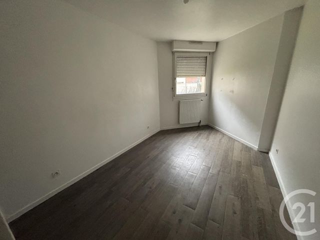 Appartement F4 à vendre - 4 pièces - 90.5 m2 - MENNECY - 91 - ILE-DE-FRANCE - Century 21 J.M. Conseil