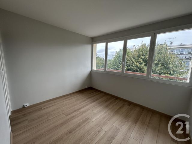 Appartement F2 à vendre - 2 pièces - 44.17 m2 - MENNECY - 91 - ILE-DE-FRANCE - Century 21 J.M. Conseil