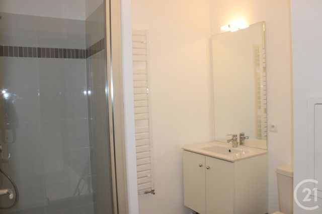 Appartement F4 à vendre - 4 pièces - 71.13 m2 - MENNECY - 91 - ILE-DE-FRANCE - Century 21 J.M. Conseil